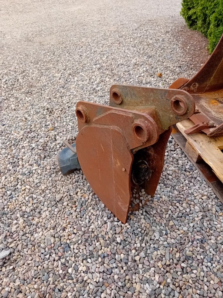 Łyżka 25cm z Zaczepem JCB 3CX/4CX