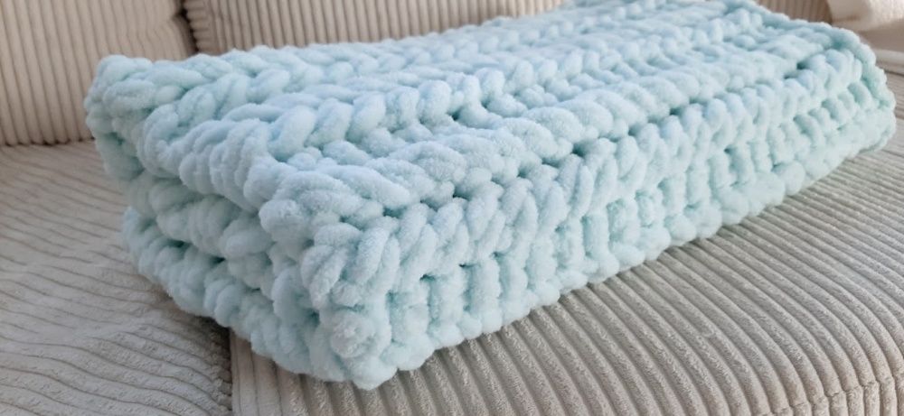 Продам детский плед-зефирка (одеяло) гипоалергенный из пряжи ализе пуф