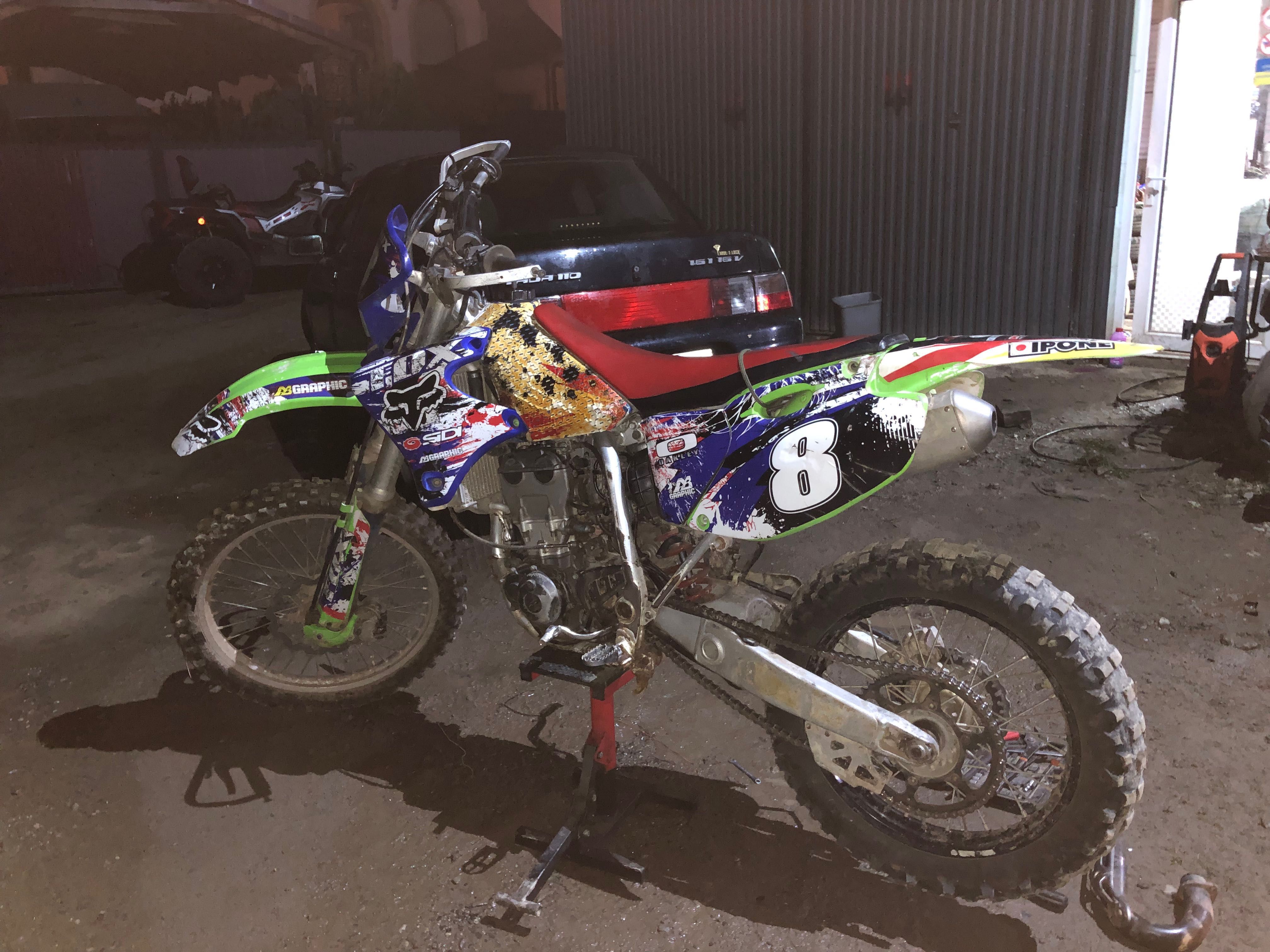 Продам yamaha wr400r 2000p  мотор працює без нарікань