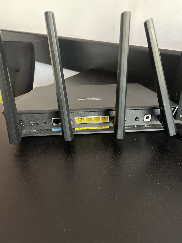 Router Asus RT-AC68R