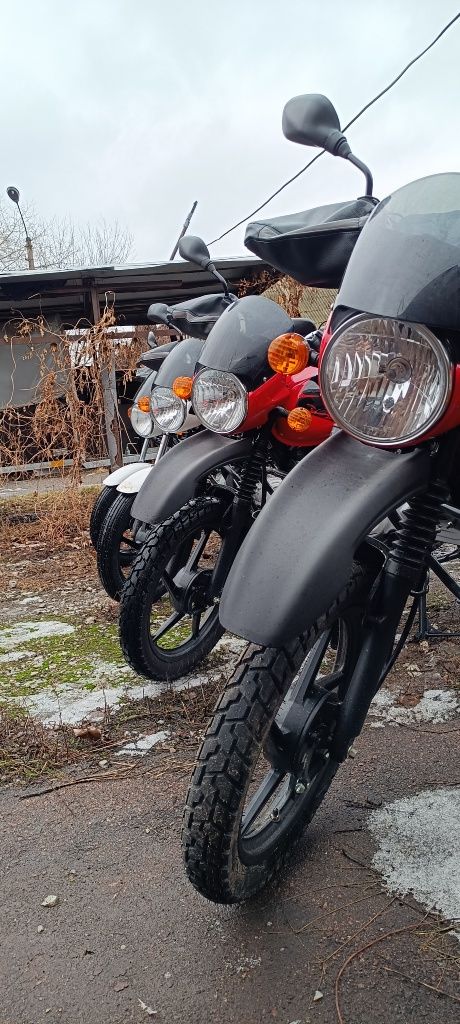 Оренда мотоцикла Bajaj BM 150 / прокат мотоцикла для служб доставки