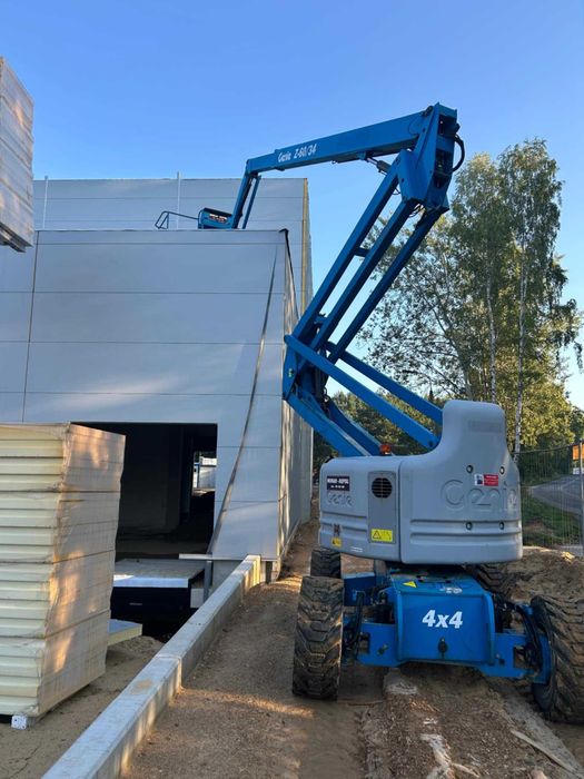 Wynajem podnośników przegubowych.