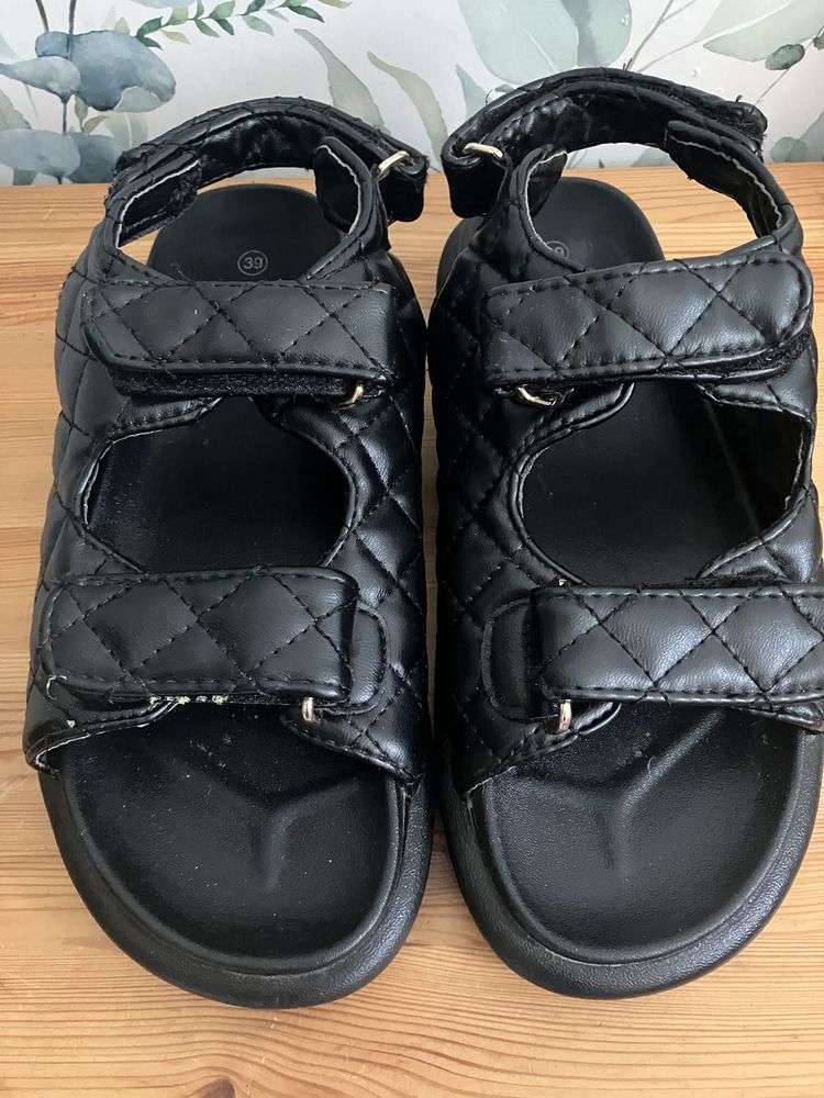 Sandaly damskie czarne Seaster roz.39