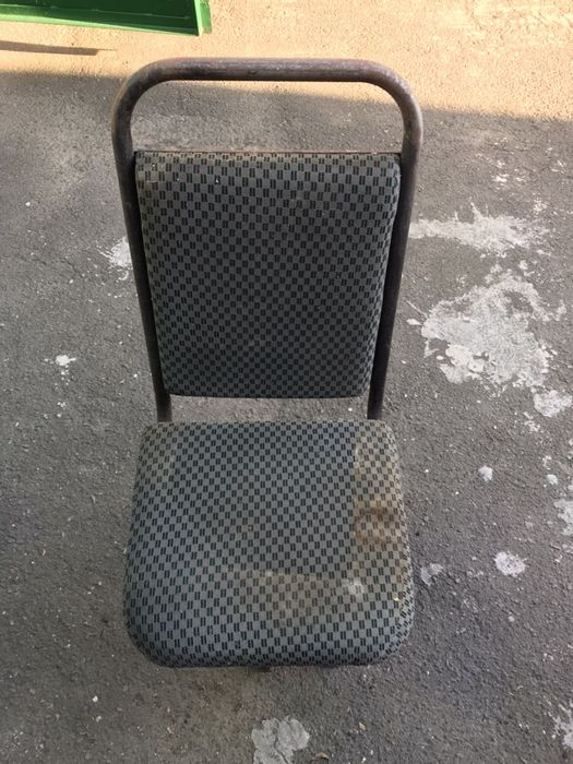 Продам б у авто крісла з маршрутки в хорошому стані