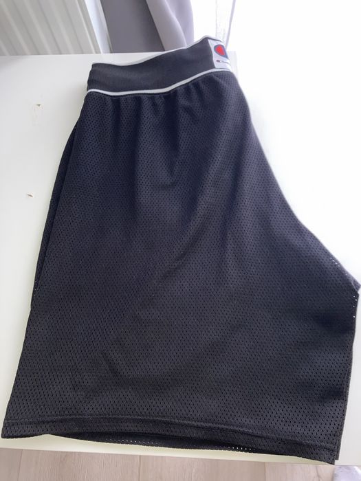 Oryginalne męskie krótkie spodenki sportowe marki Champion Rochester