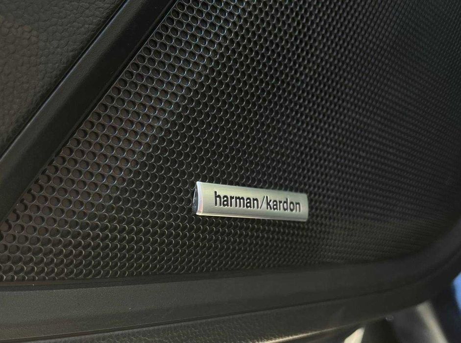 Субару Оутбек 2,4 бензин автомат 2021