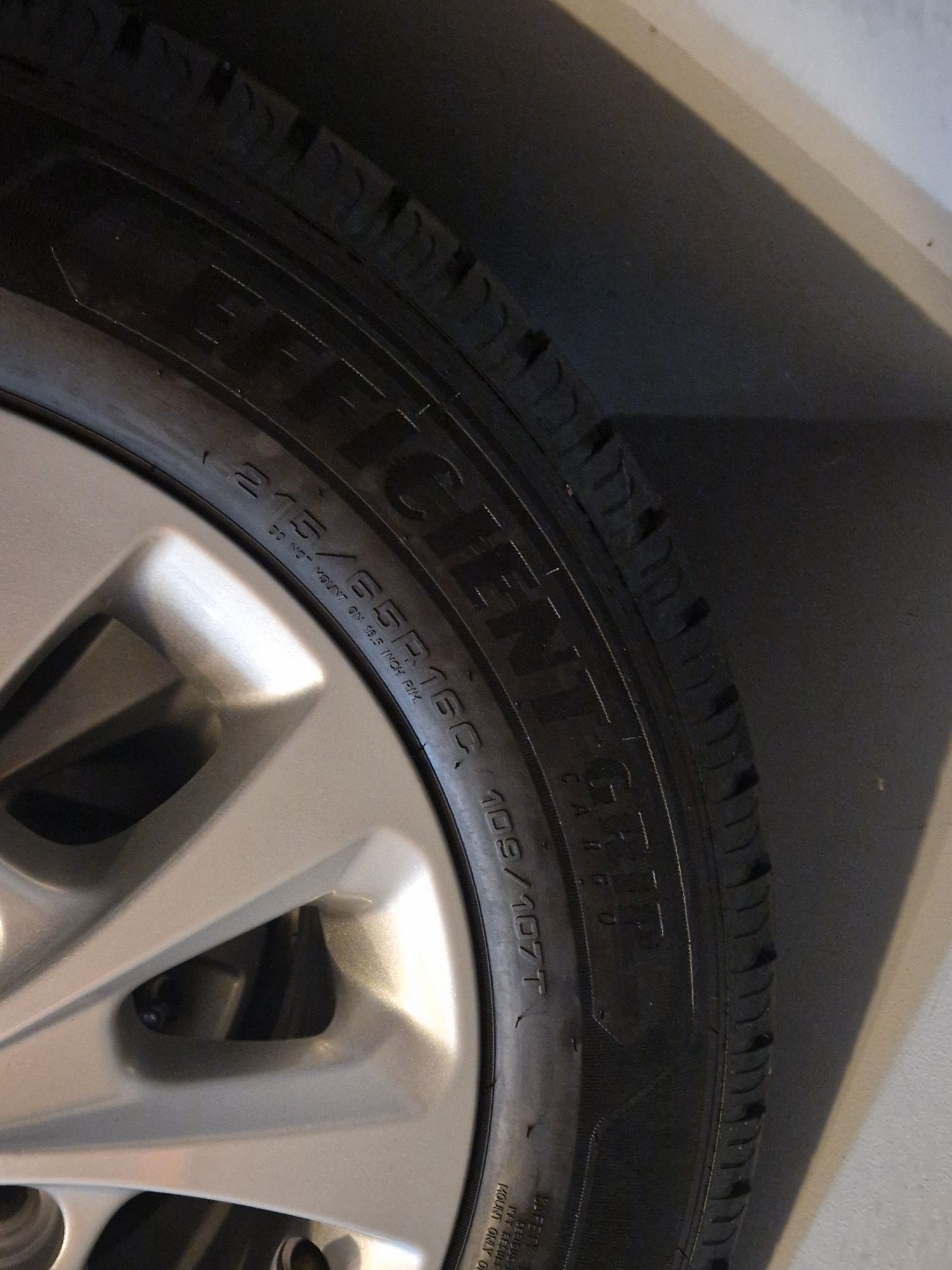 Opony Goodyear 215/65/16 C