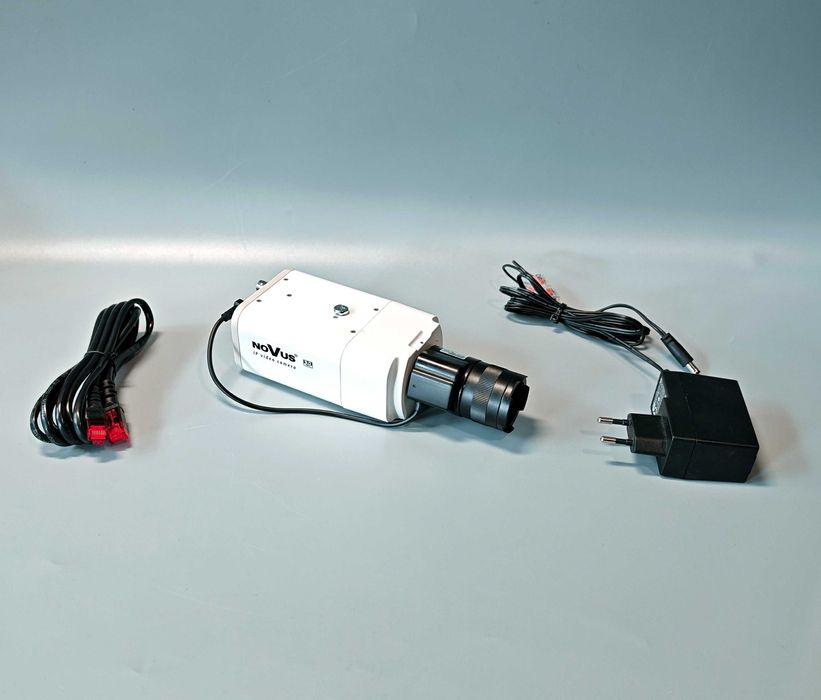 Kamera kompaktowa monitoring IP NoVus NVIP-5DN7000C-1P microSD kable