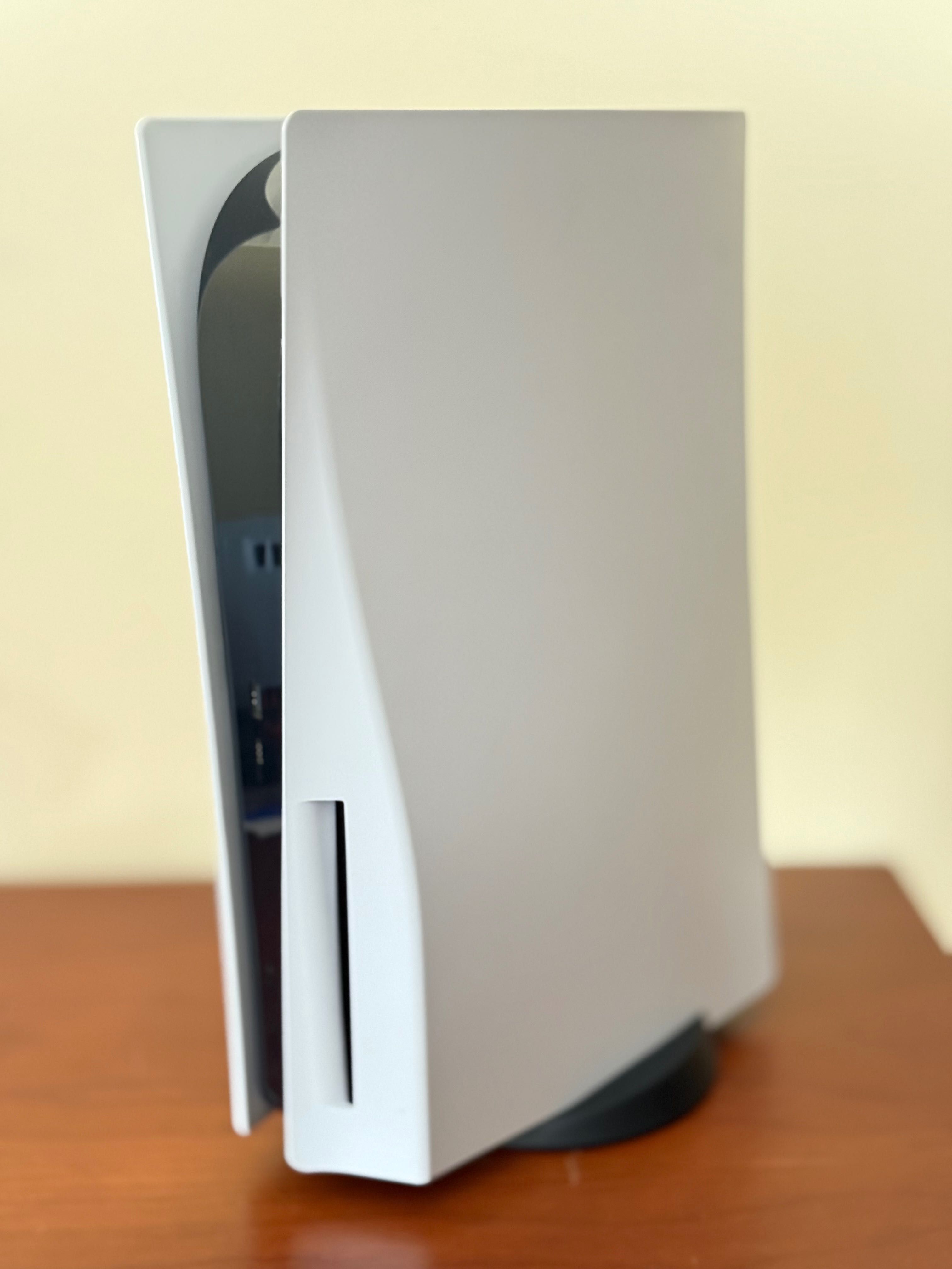 PLAYSTATION 5 Edição Standard