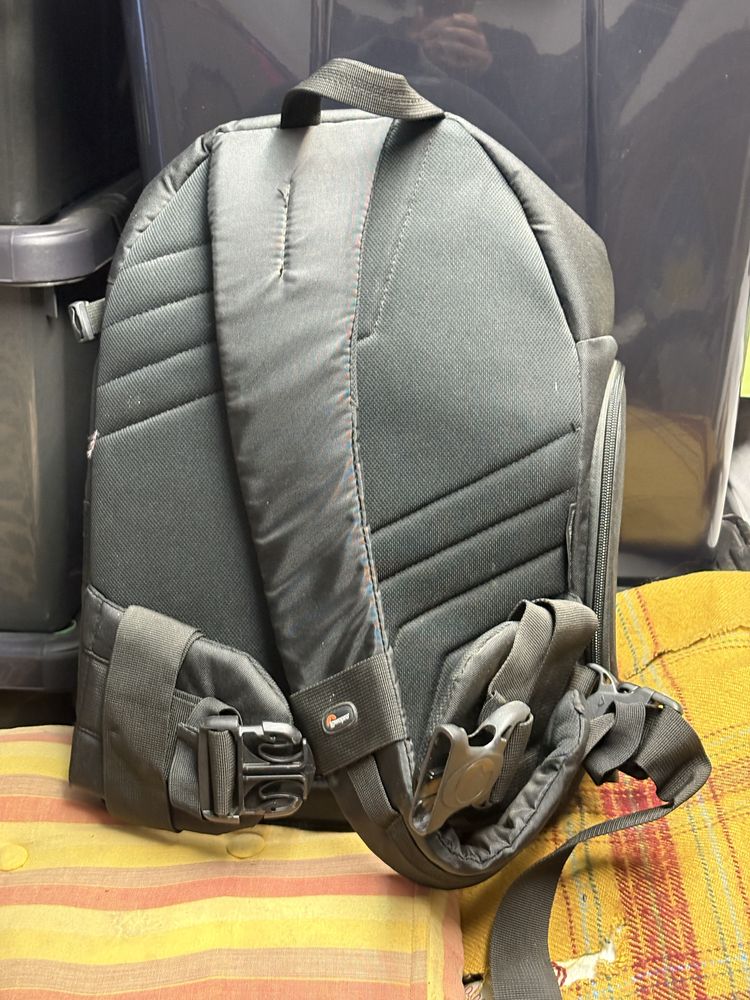 Mochila para Fotografia - Lowepro SlingShot 302 AW