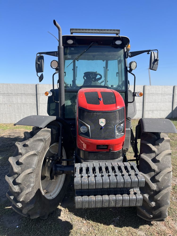 Трактор Armatrak 1104 Lux,