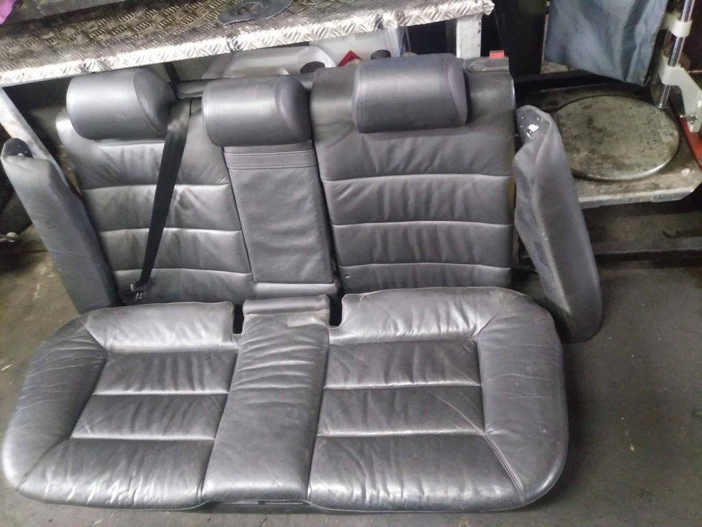 Komplet foteli Audi A6 C5 kombi