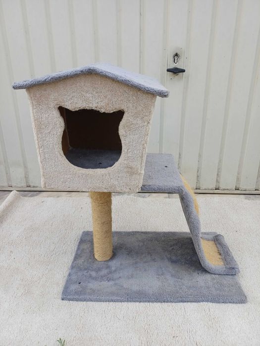 Arranhador para Gato com dormitório
