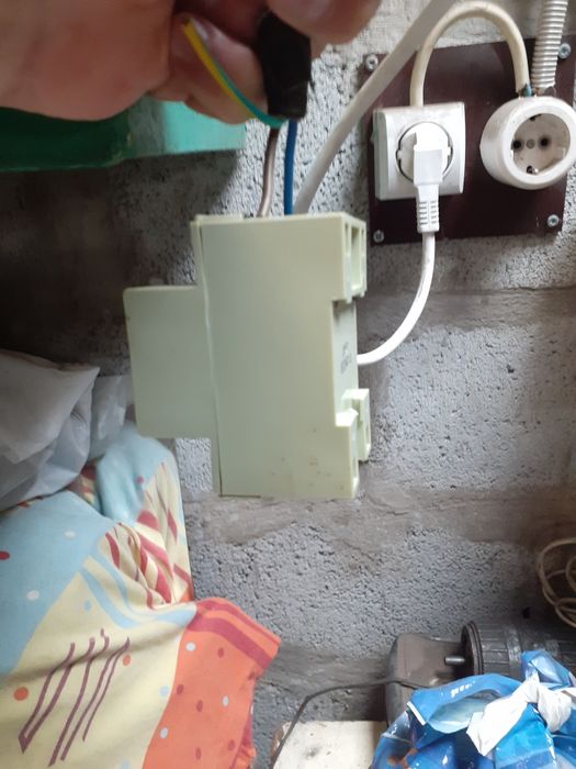 Реле напряжения 40А.