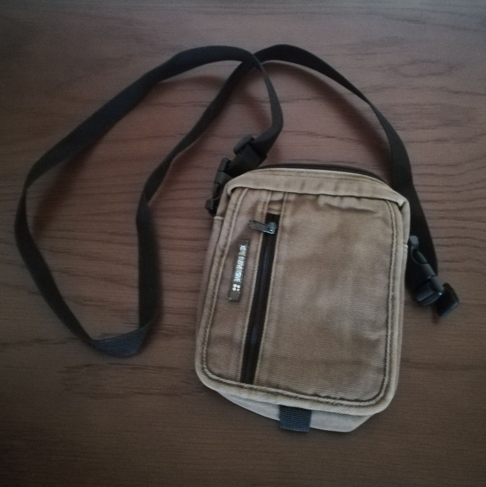 Bolsa tiracolo XDYE, Pull&Bear