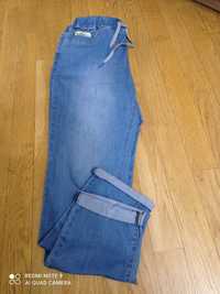 Женские джинсы МОМ  ,размер 54