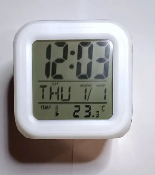Годинник BLACKPINK(блекпінк)з нічником і термометром-подарунок