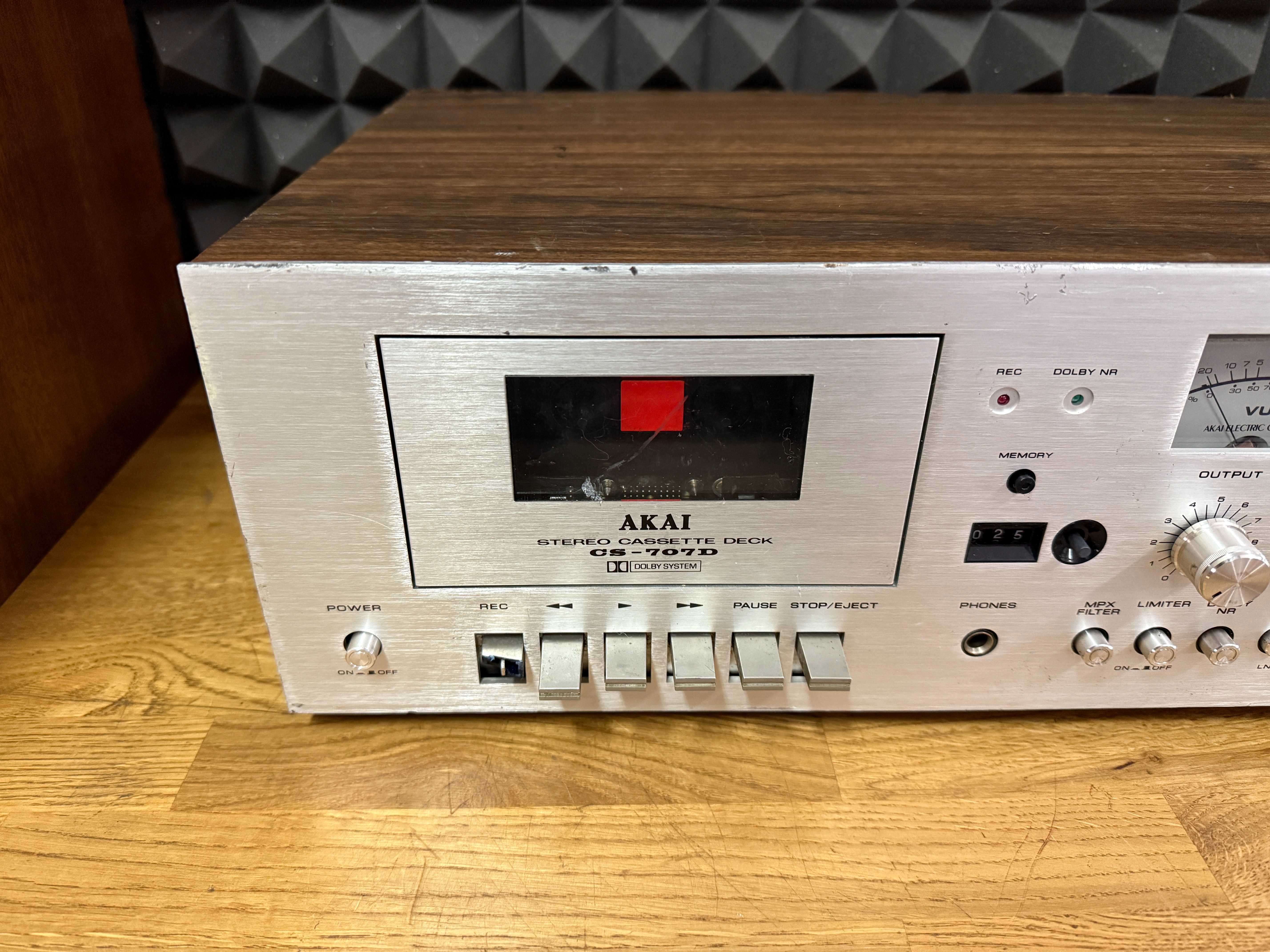 Magnetofon Akai CS-707D