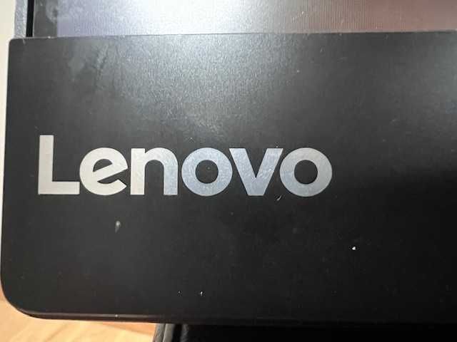 Computador  Táctil Lenovo ( ecran estalado)