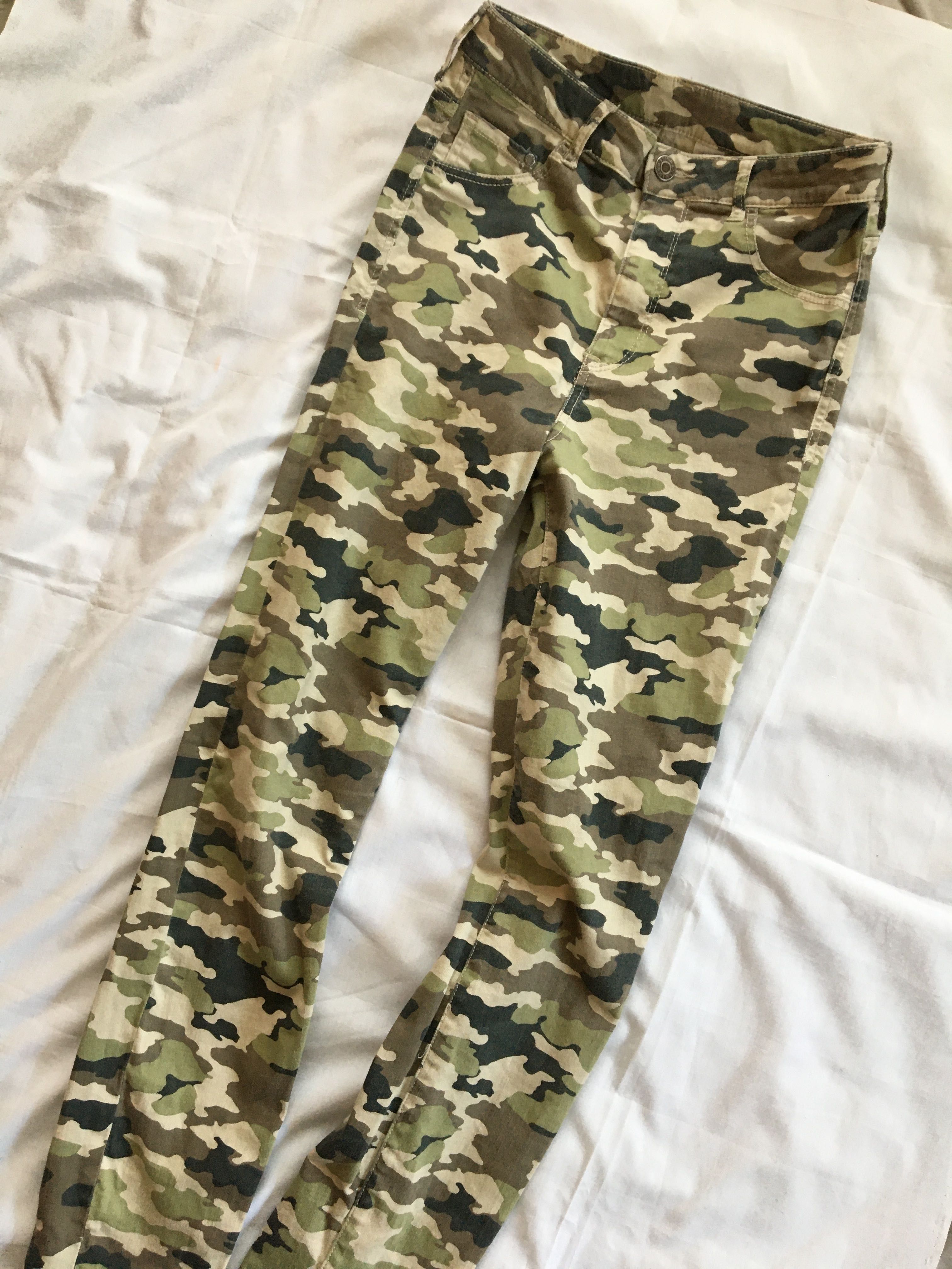 H&M 26/30, xs, Jegginsy z wysokim stanem, moro, elastyczne
