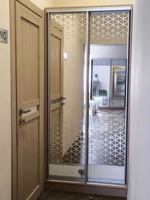 Продам шкаф-купе