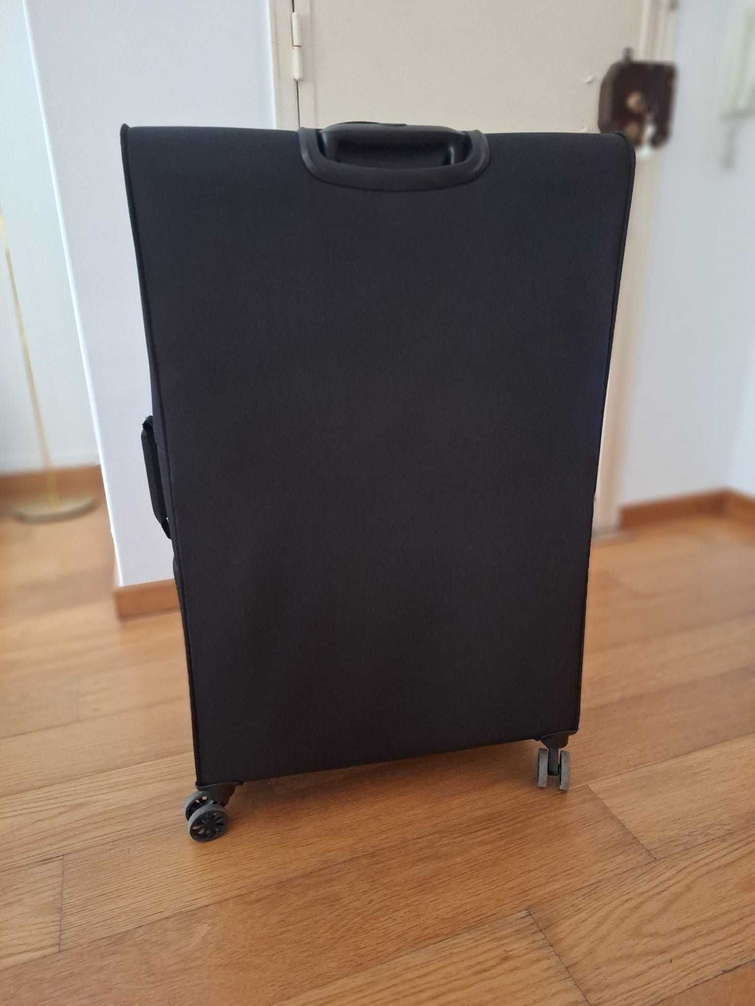 Mala XL It Luggage com trava TSA