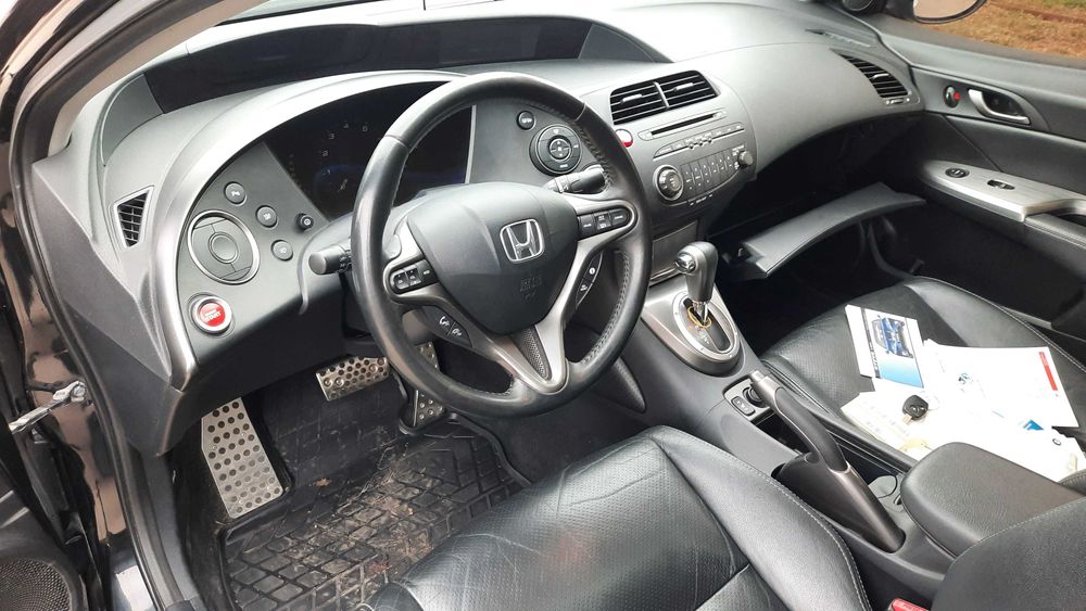 Honda Civic 5D 2010 р 1.8 АТ газ 96000 км пробіг