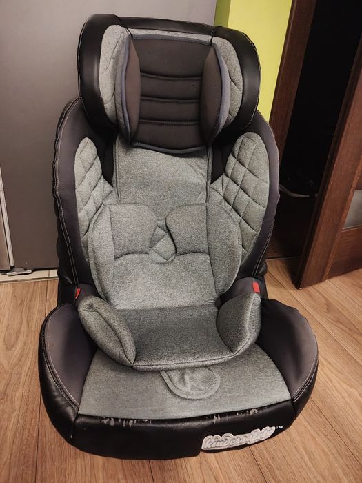 Fotelik samochodowy 9-36kg.