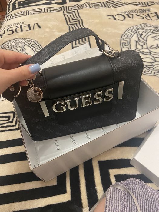 Новая Сумочка GUESS