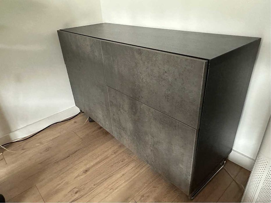 Szafka / konsola BESTA + stolik kawowy NYBODA gratis