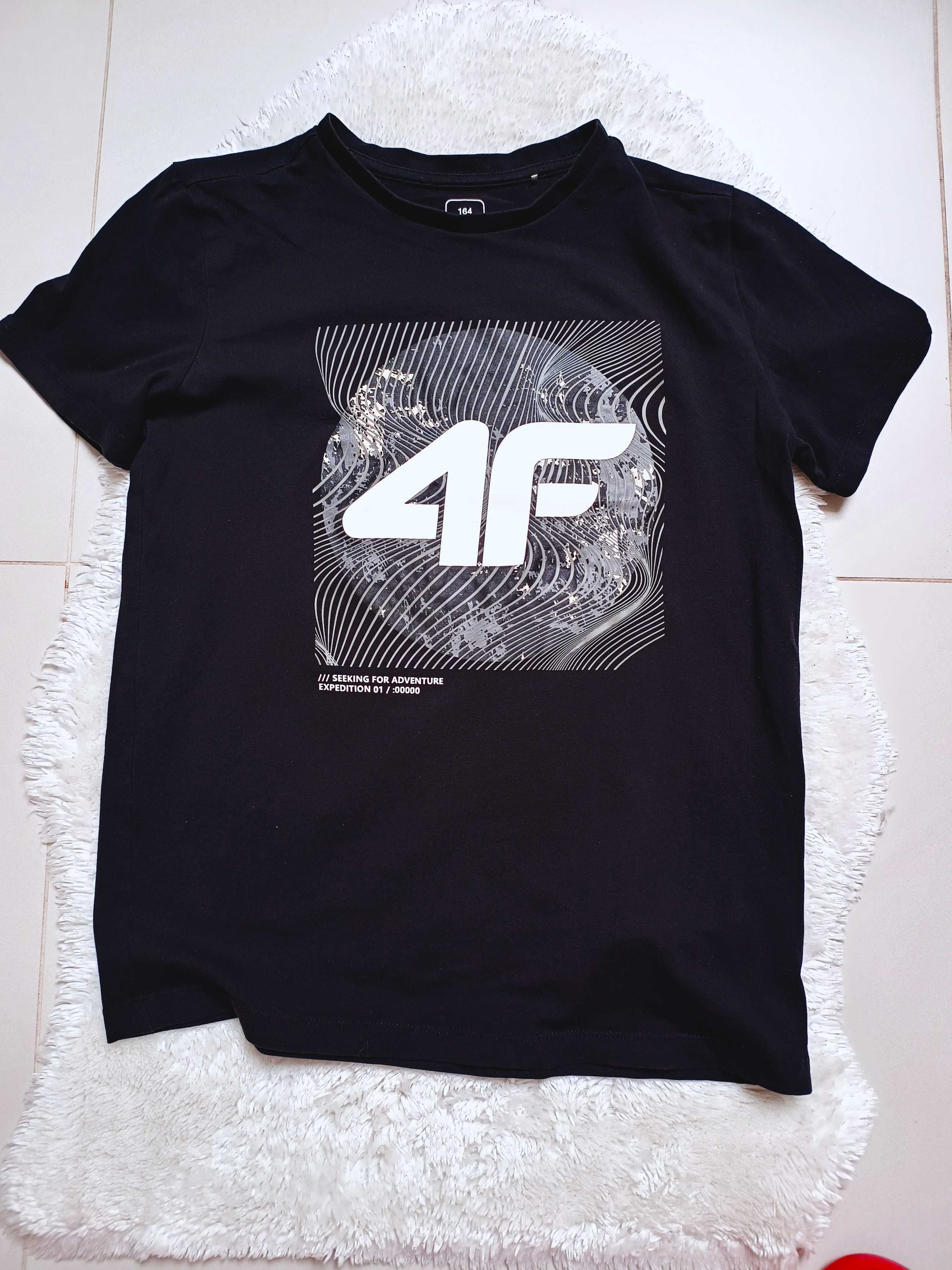 4F czarny t-shirt z białym nadrukiem 158 164 bawełna krótki rękaw lato