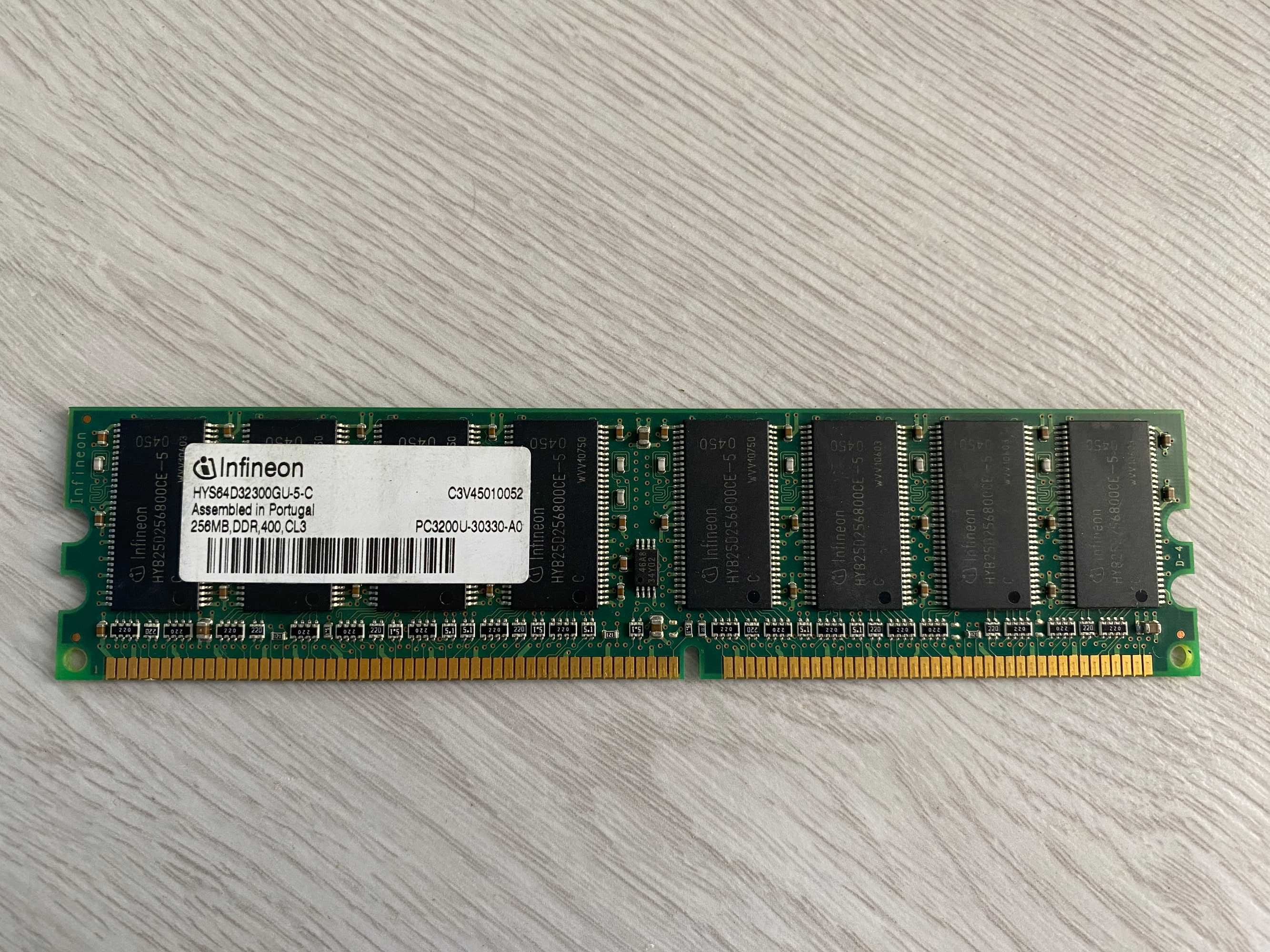 Memória RAM Infineon 256Mb DDR