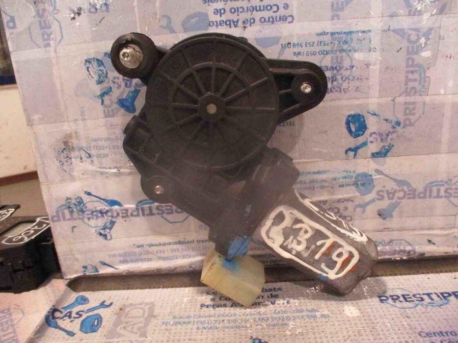 Motor Elevador Vidro M14647P01 BMW F31 2014 320D 163CV 5P CINZA TD