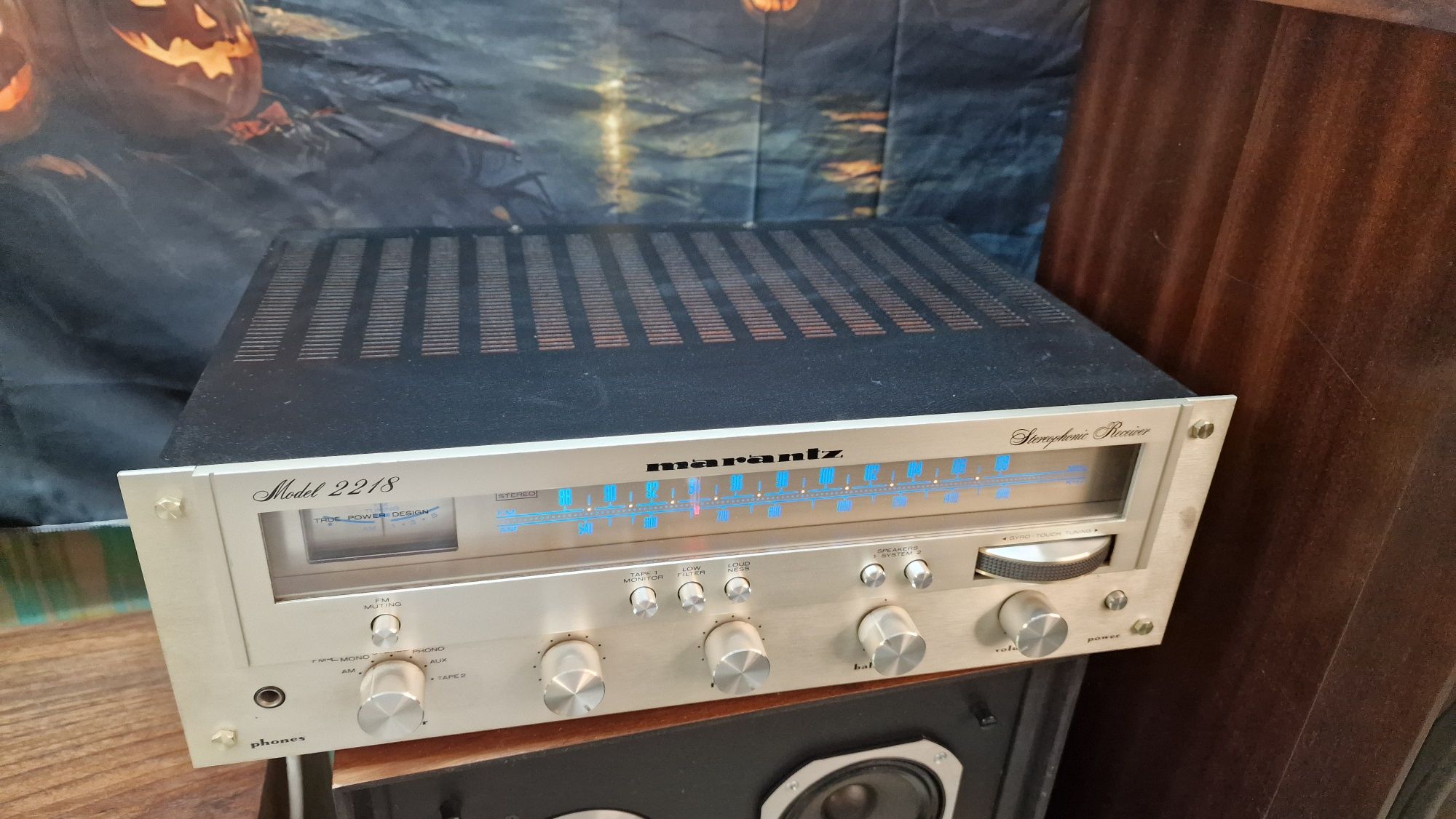 Marantz 2218 Reciever