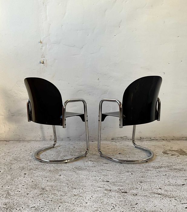 B&B Italia krzesła Dialogo Afra i Tobia Scarpa lata 70 vintage design