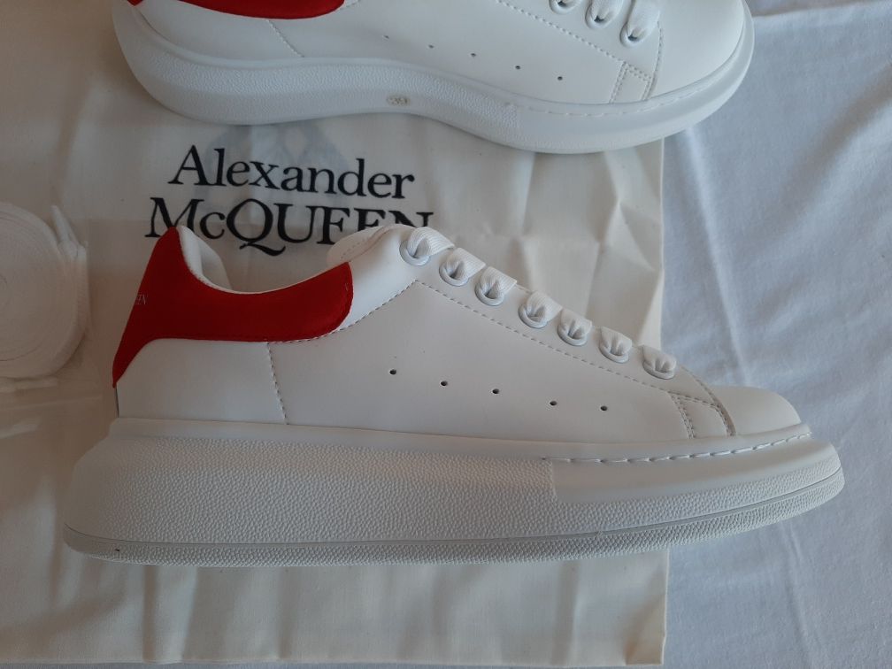 Alexander Mcqueen vermelhos, 38