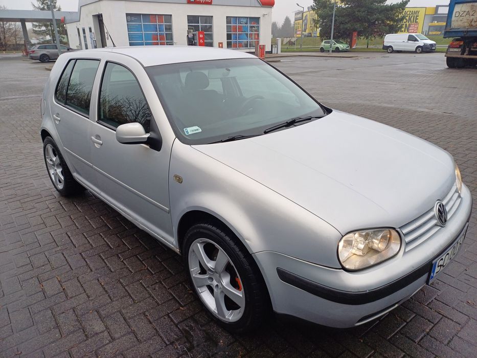 Ładny VW Golf 4 hatchback 5drzwi 1.9tdi 6 biegów alu17" super stan
