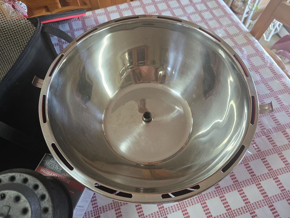 Vendo LOTUS GRILL como novo.