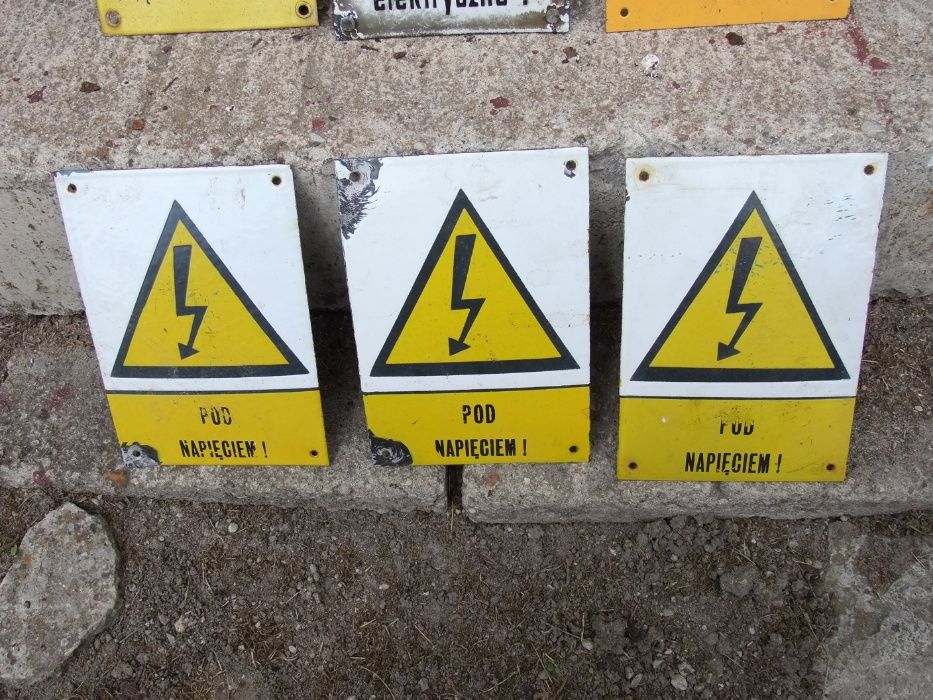 Tabliczki ostrzegawcze okres PRL