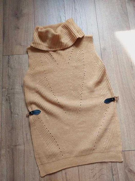 В'язаний жилет теплий в'язана жилетка тепла вязаная теплая вязаный