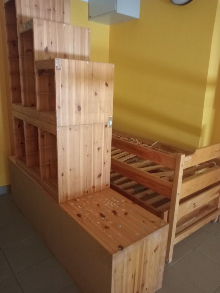 Komplet mebli do pokoju dziecięcego łóżko podwójne +regały TrofastIkea