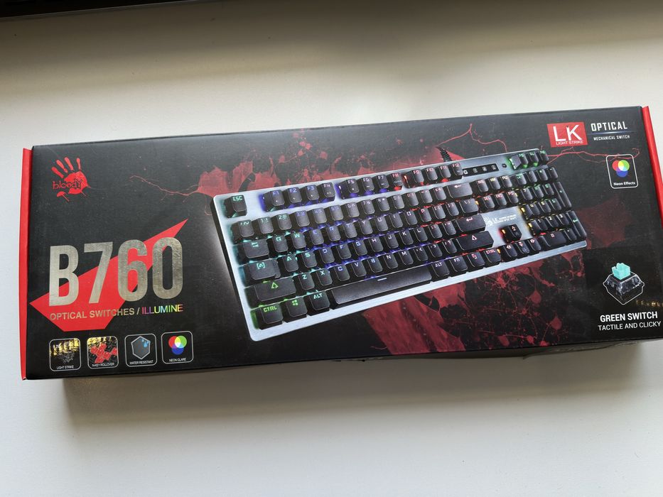 Клавіатура Bloody B760