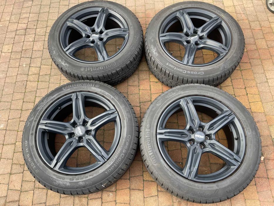 3974. Koła zimowe Audi Q5 Mercedes GLC 5x112 czarne 235/55/19 8mm