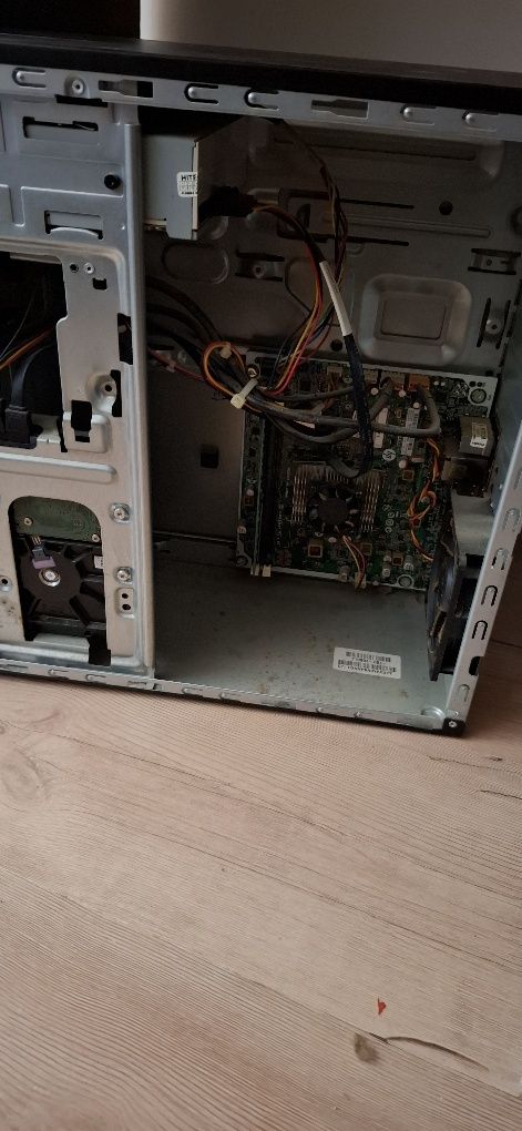 komputer stacjonarny pc windows 10 home AMD nvidia