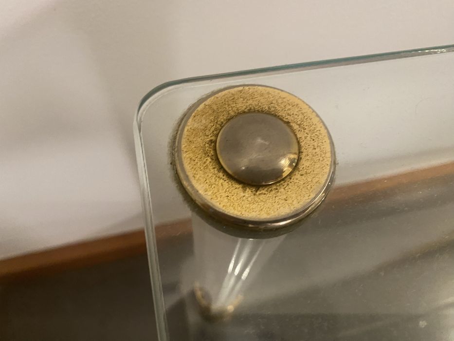 Mesa de centro ou canto em vidro