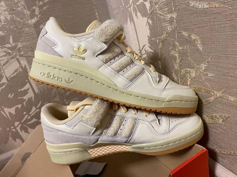 Adidas forum 84 low shoes
