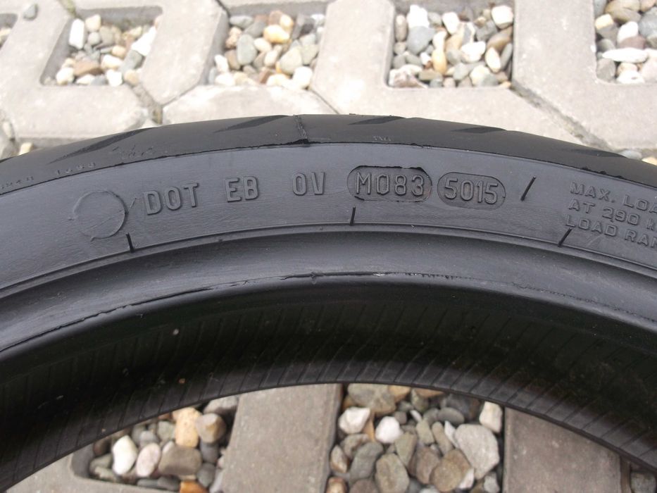 opona 120/70ZR17	Metzeler Roadtec z8 interact dot5015 3,2mm