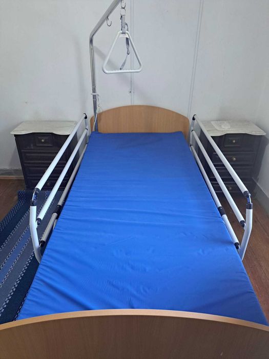 Cama Articulada Elétrica com Altura Variável+ colchão + acessórios