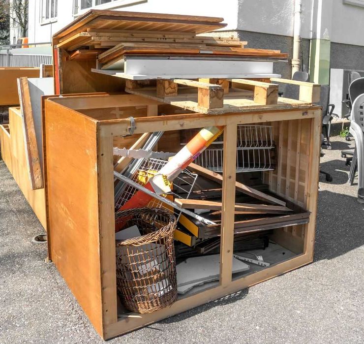 Opróżnianie, Rozbiórki i Przygotowanie do Remontu Mieszkań Domów Budyn