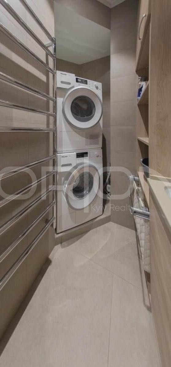 Без% 4кімн., є паркомісце Арт холл Бульварно-Кудрявська 21 Центр